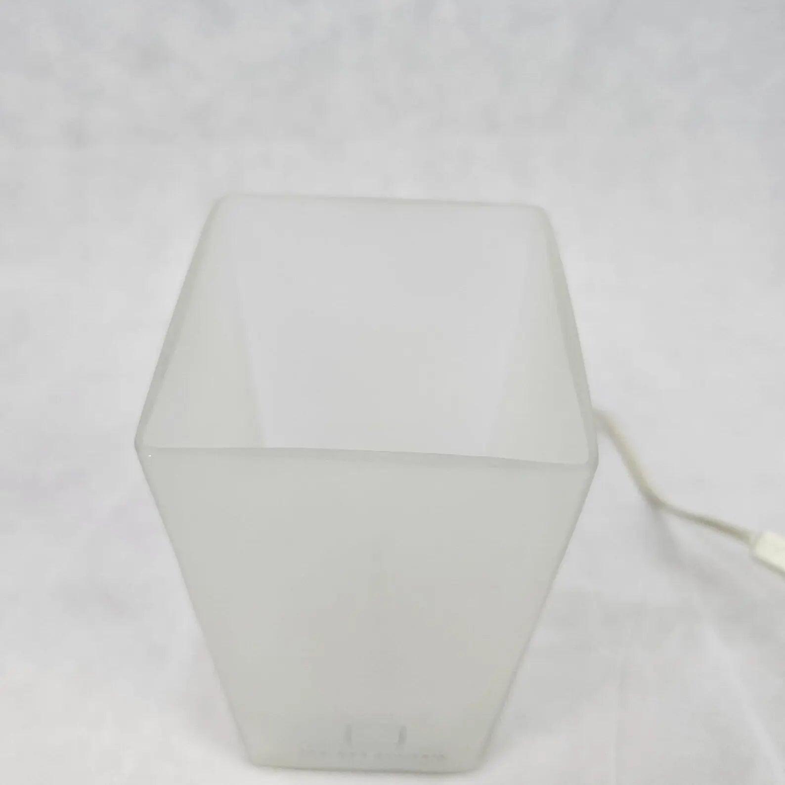 Jan des Bouvrie ice cube lamp Edanlights